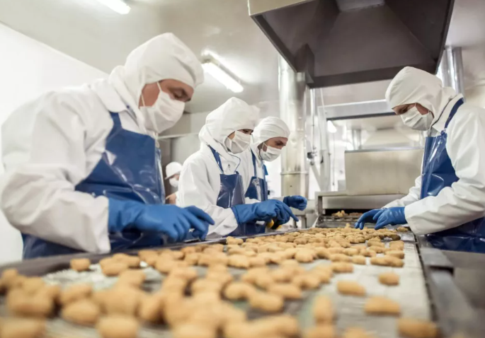 Was ist die Klassifizierung für saubere Zimmer, die für sterile Verpackungen erforderlich sind?